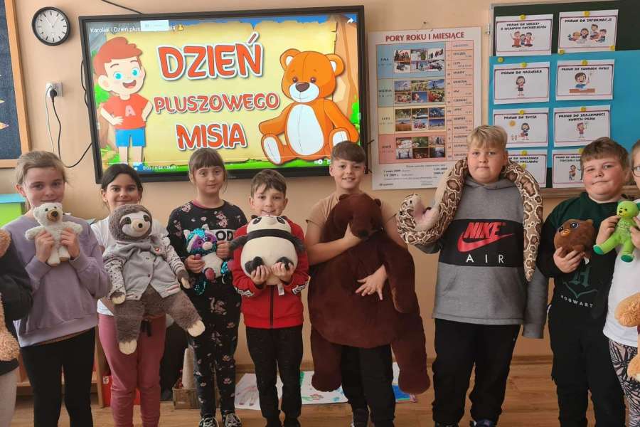 25 X DZIEŃ PLUSZOWEGO MISIA W KLASACH 1-3