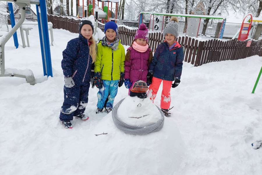 ŚWIATOWY DZIEŃ BAŁWANA W KLASACH 1-323