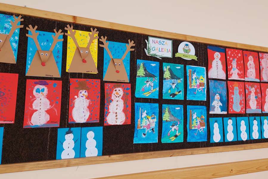 ŚWIATOWY DZIEŃ BAŁWANA W KLASACH 1-323