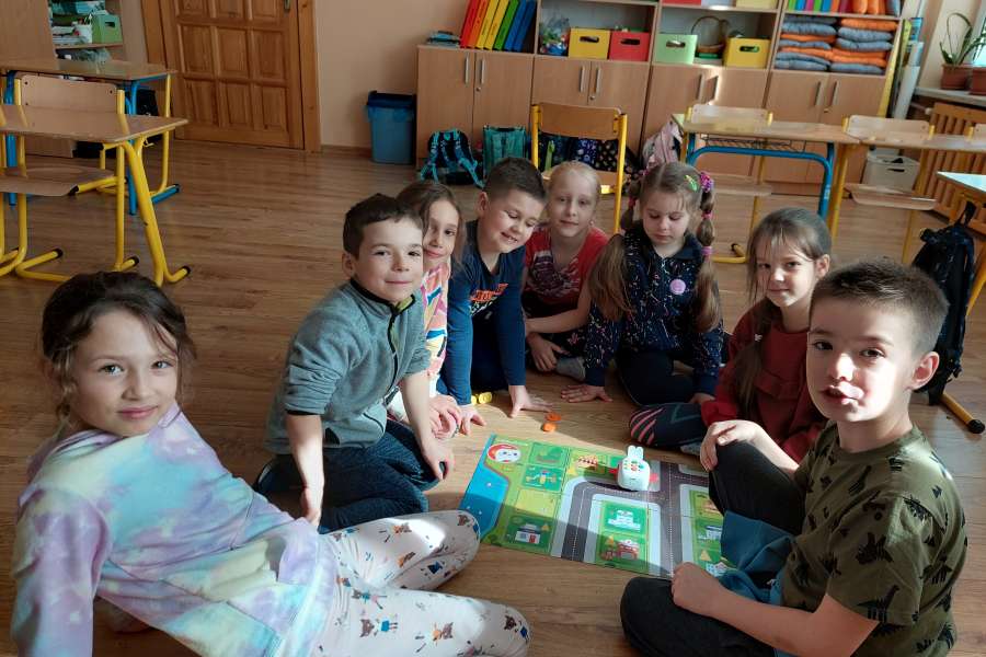 2223-ZAJĘCIA ROZWIJAJĄCE KREATYWNOŚC W KLASIE 1 i 2  Lab przyszłości