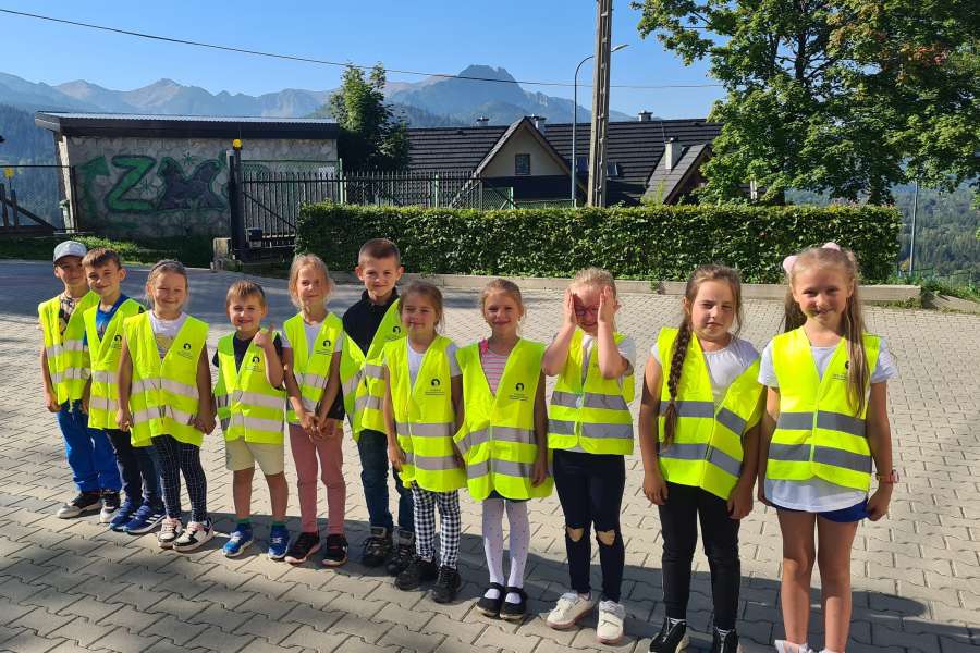 Bezpieczeństwo na drodze 2324a