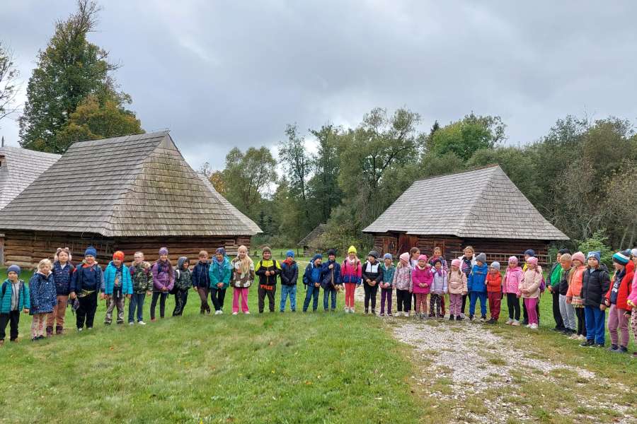 WYCIECZKA KLAS 1-3 DO ZUBRZYCY