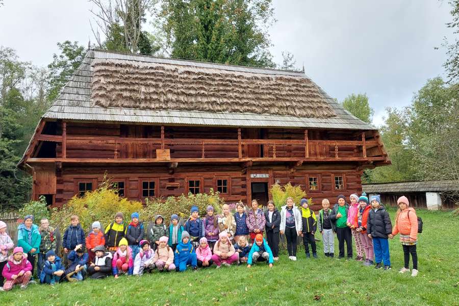 WYCIECZKA KLAS 1-3 DO ZUBRZYCY