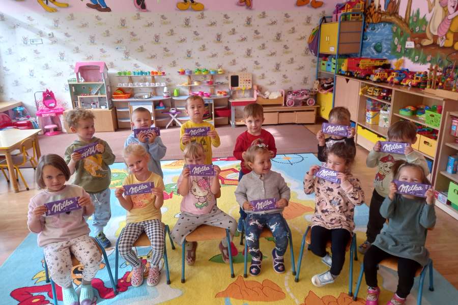 DZIEŃ DZIEWCZYNKI W PRZEDSZKOLU2324a