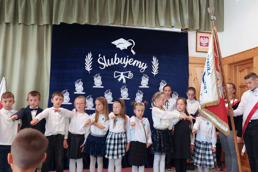 Pasowanie na ucznia kl. 1-2324a