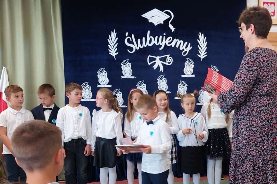 Pasowanie na ucznia kl. 1-2324a