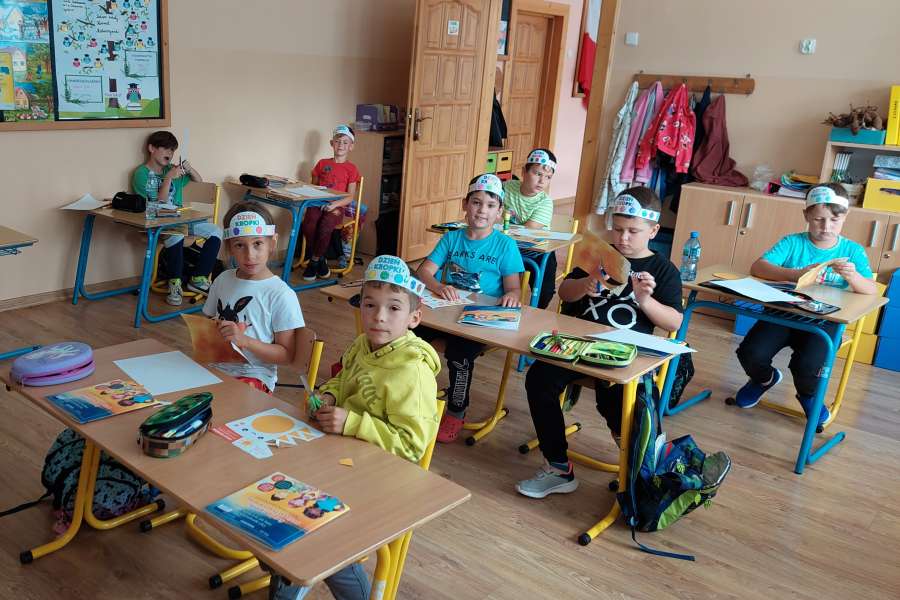 DZIEŃ KROPKI W KLASACH 1-3-23-24a