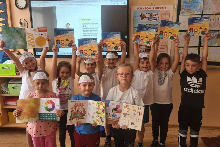 DZIEŃ KROPKI W KLASACH 1-3-23-24a