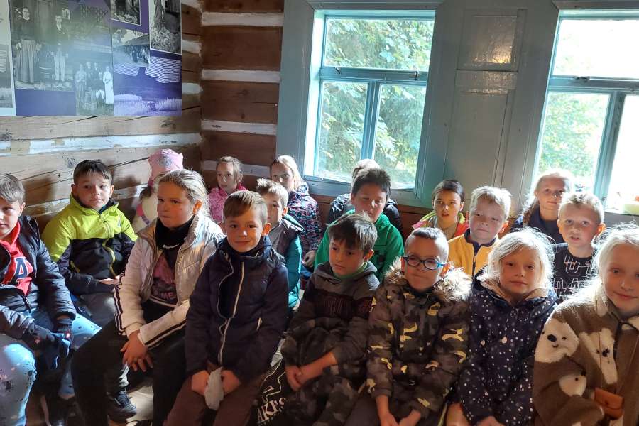 WYCIECZKA KLAS 1-3 DO ZUBRZYCY-23-24a