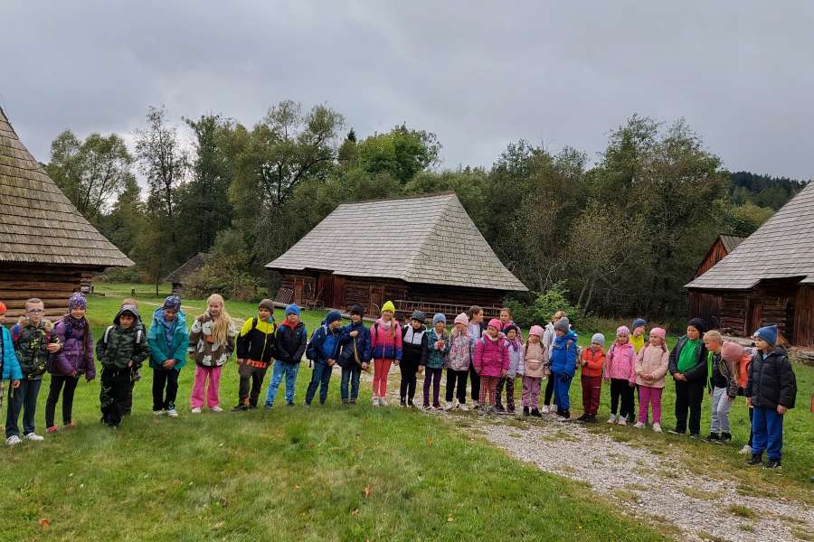 WYCIECZKA KLAS 1-3 DO ZUBRZYCY-23-24a