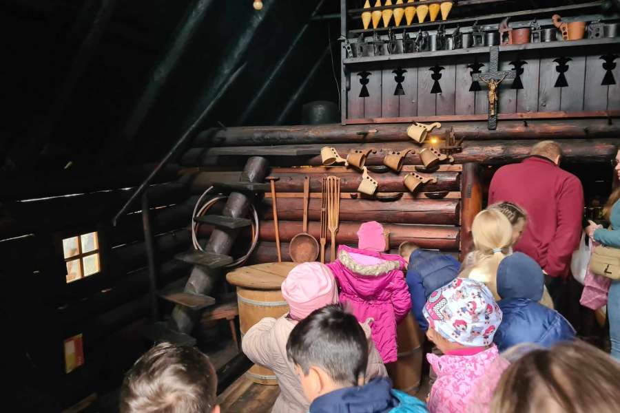 WYCIECZKA KLAS 1-3 DO ZUBRZYCY-23-24a