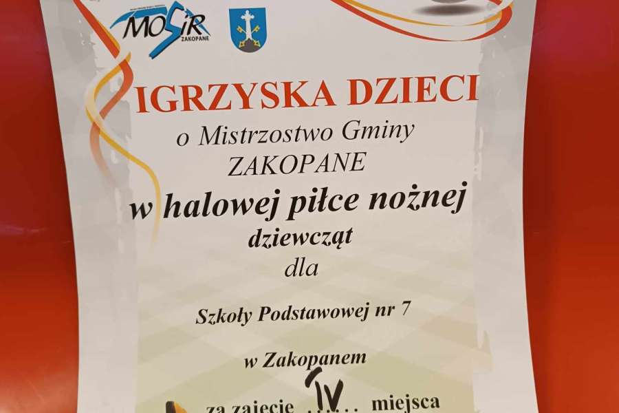 Igrzyska dzieci Gminy Zakopane w Halowej Piłce Dziewcząt-23-24a