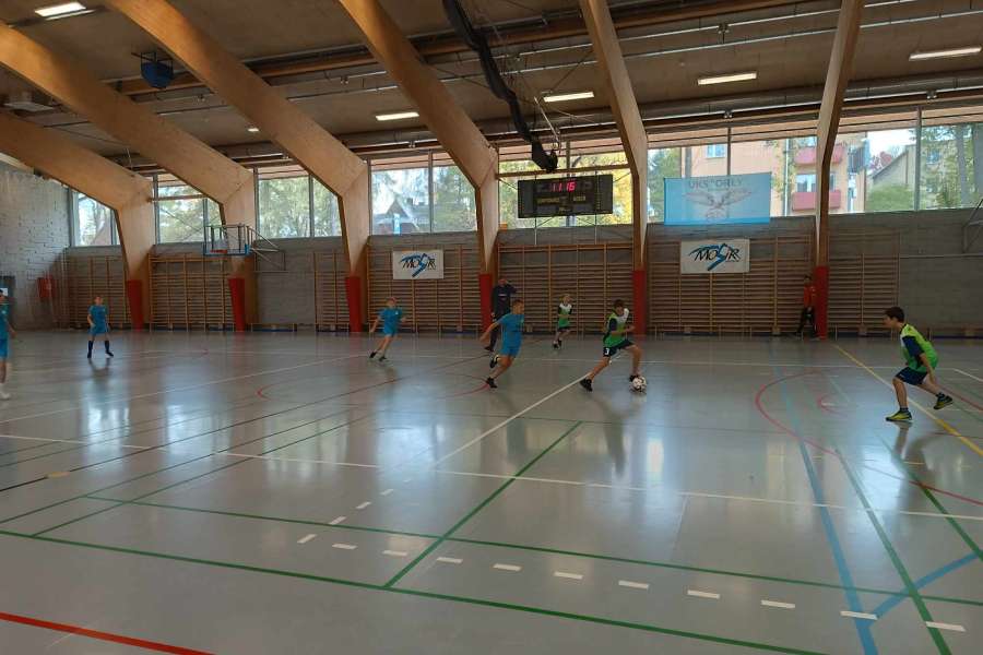 Igrzyska dzieci Gminy Zakopane w Halowej Piłce Dziewcząt-23-24a