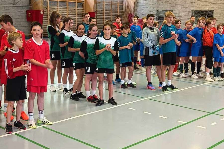 Halowa piłka nożna - rozgrywki powiatowe.