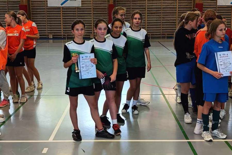 Halowa piłka nożna - rozgrywki powiatowe.