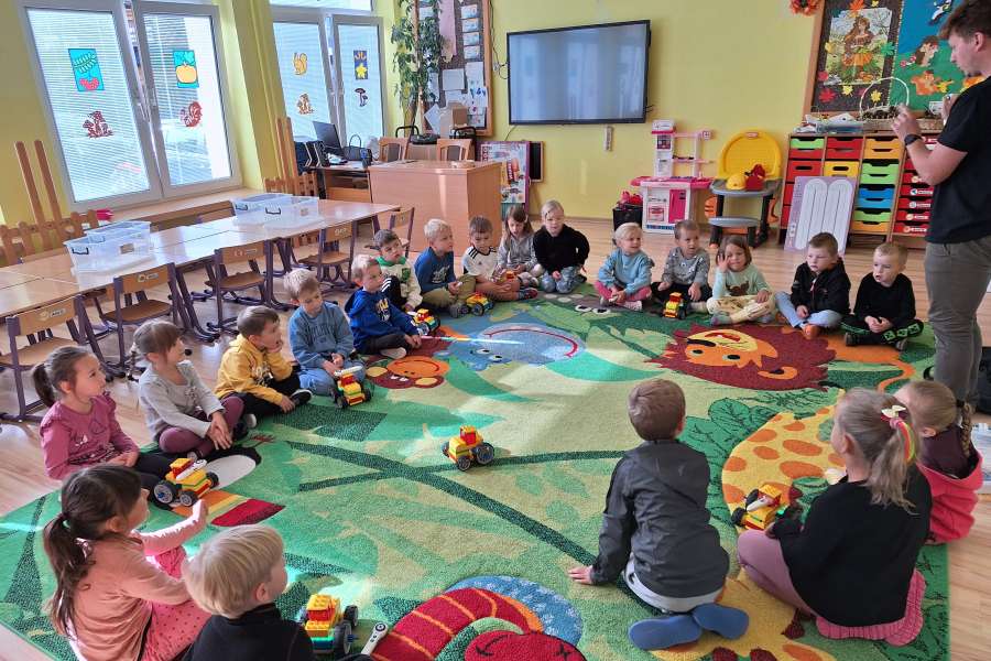 Pokazowe zajęcia z robotyki PP-23-24a