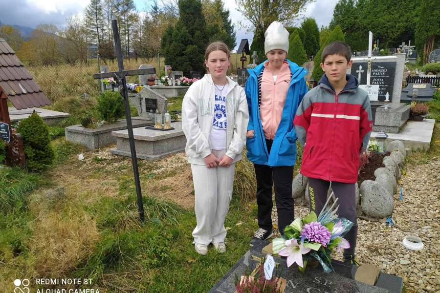 PROJEKT „SZKOŁA PAMIĘTA”