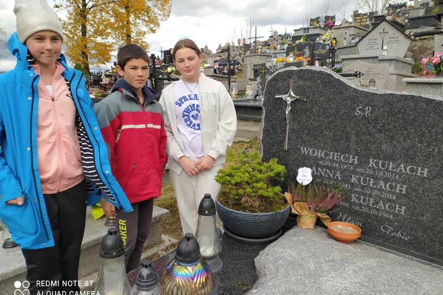 PROJEKT „SZKOŁA PAMIĘTA”