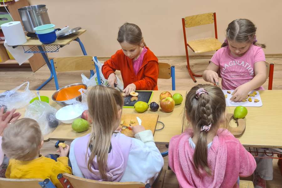 Owoce Zdrowe i Kolorowe-23-24a