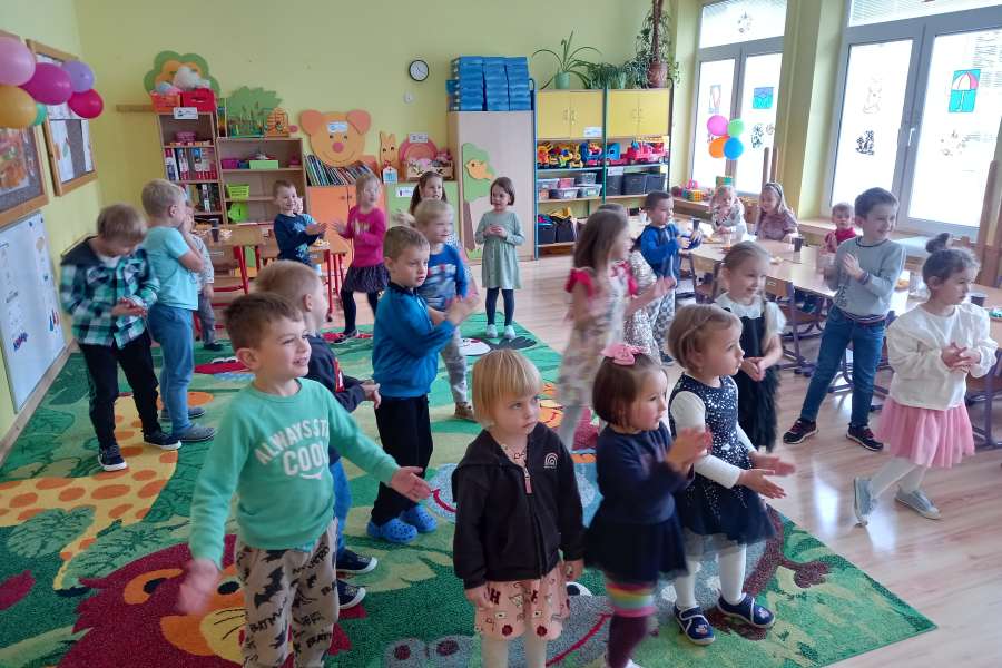 ZABAWA ANDRZEJKOWA W PRZEDSZKOLU2324a