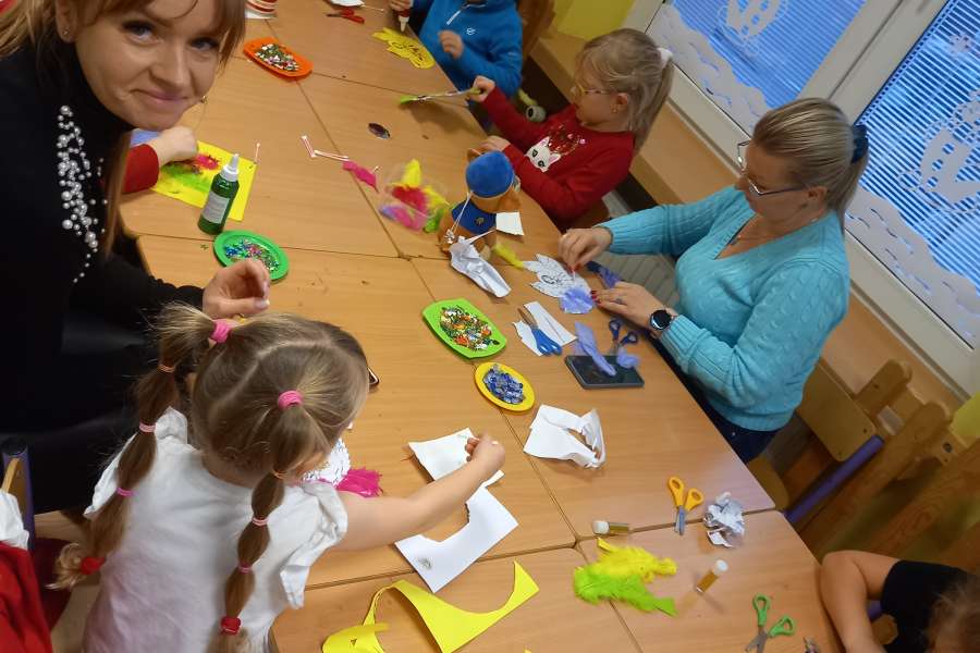 ZAJĘCIA PRZEDŚWIĄTECZNE  Z RODZICAMI-p2324a