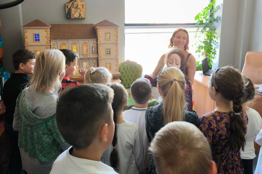 Pchła Szachrajka2324a