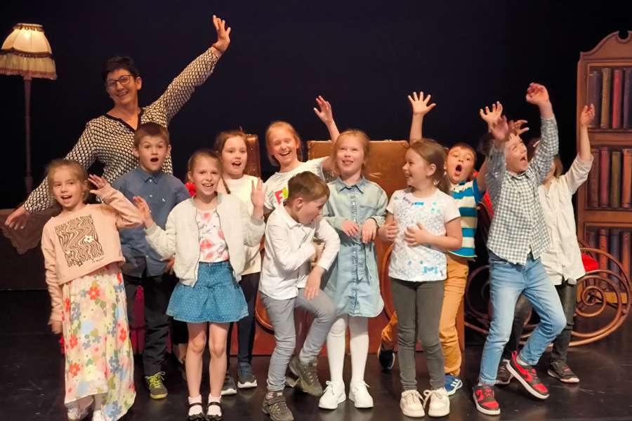 Pchła Szachrajka2324a