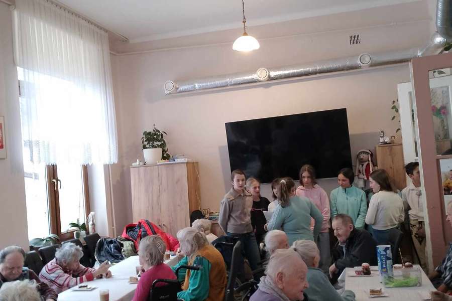 Wizyta w DPS-ie i Ośrodku Rehabilitacyjno-Wychowawczym w Zakopanem-2324a