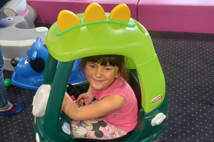 Wycieczka do sali zabaw-pp06-24