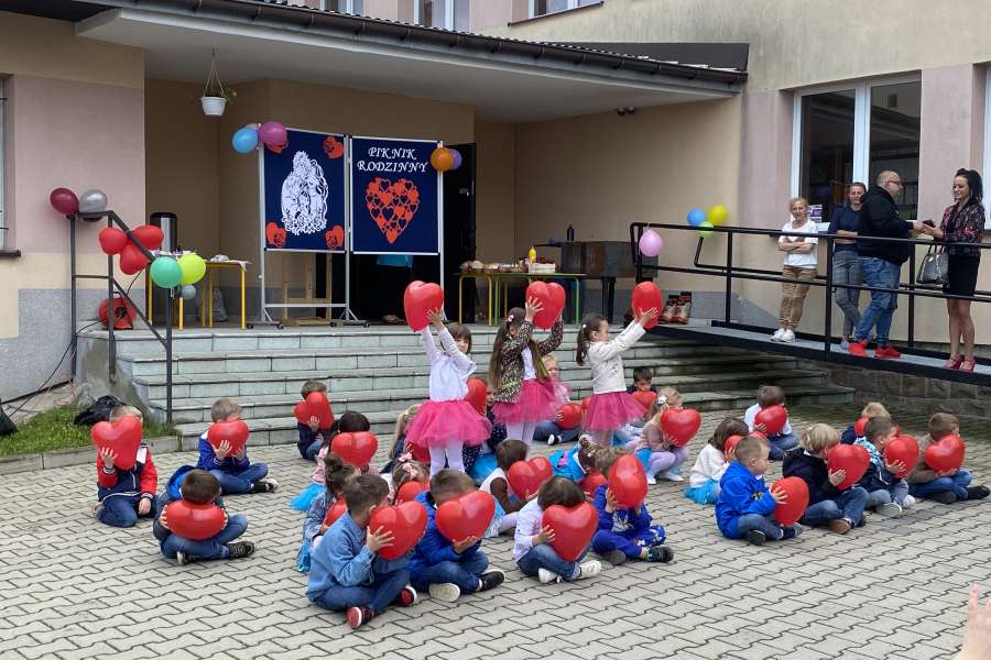 Festyn Rodzinny 2024-szkola-2324a