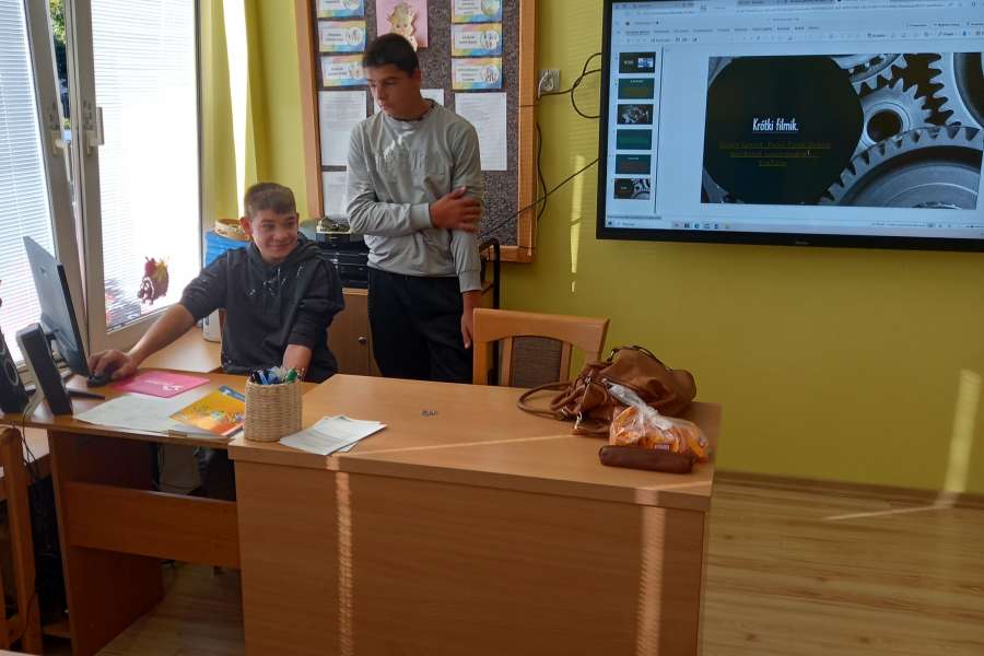 Prelekcja_o_zawodach pp2425