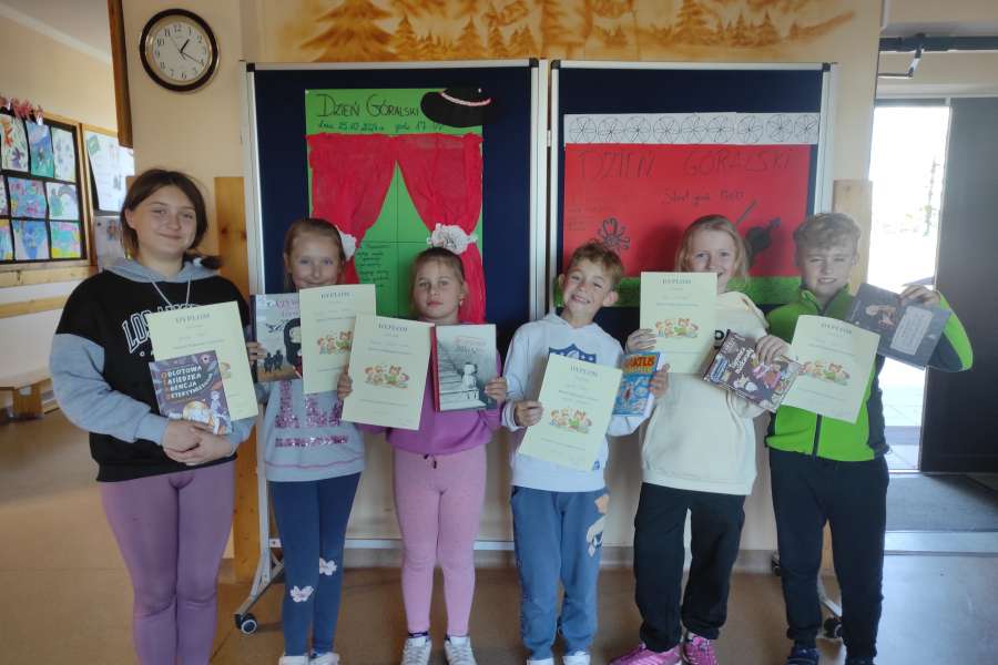 Dnia Głośnego Czytania 2425