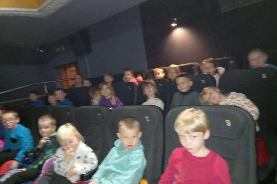 Wyjazd do kina -pp2425