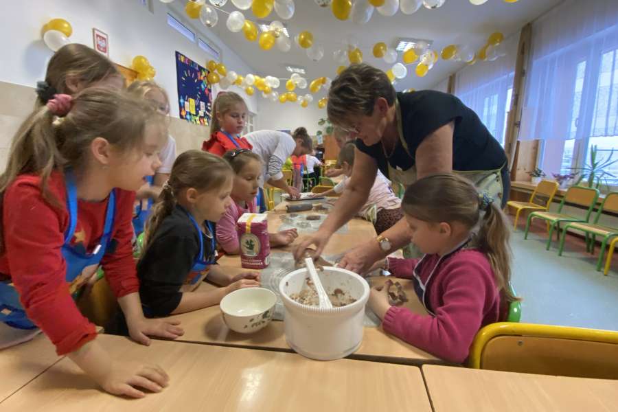 Pieczenie świątecznych pierników 2024