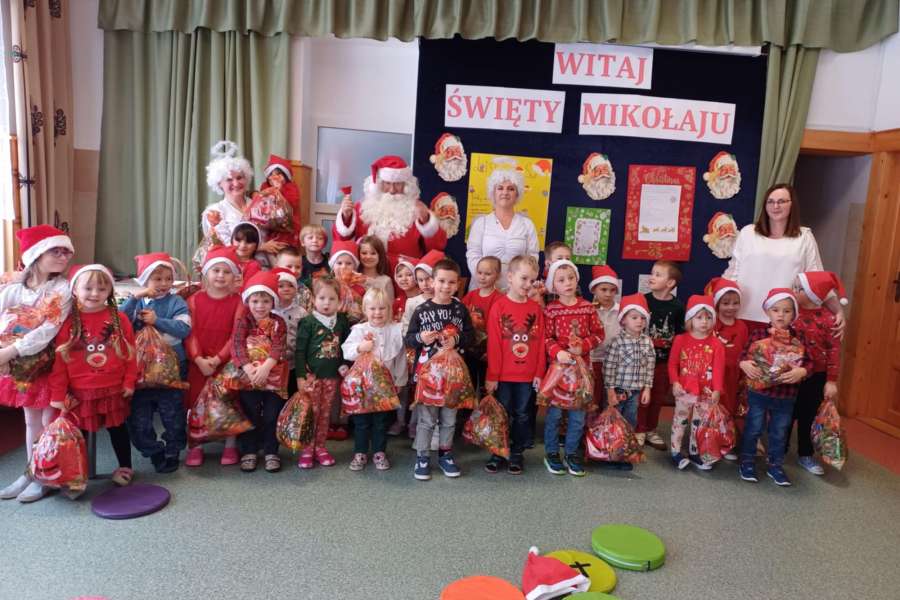 Wizyta Świetego Mikołaja w Oddziale Przedszkolnym 2425