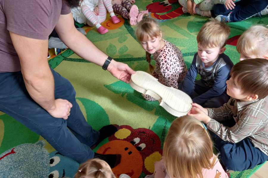 Spotkanie z lutnikiempp2425