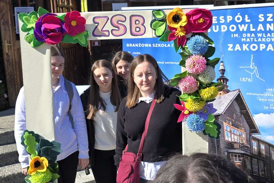 Dzień otwarty szkół2425