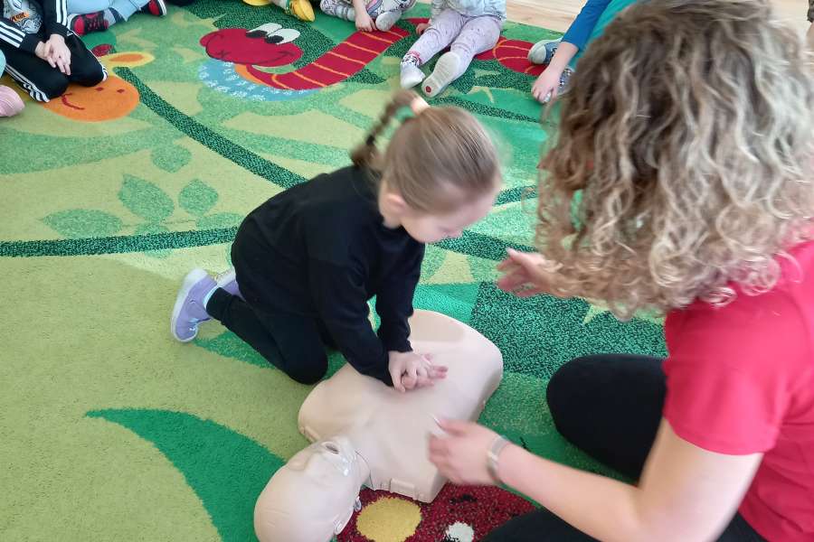 Wizyta Ratownika w przedszkolu.pp2425