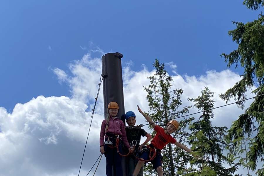 Wycieczka klasy 4 do Zakopanego – śladami patrona szkoły i odrobina przygody!