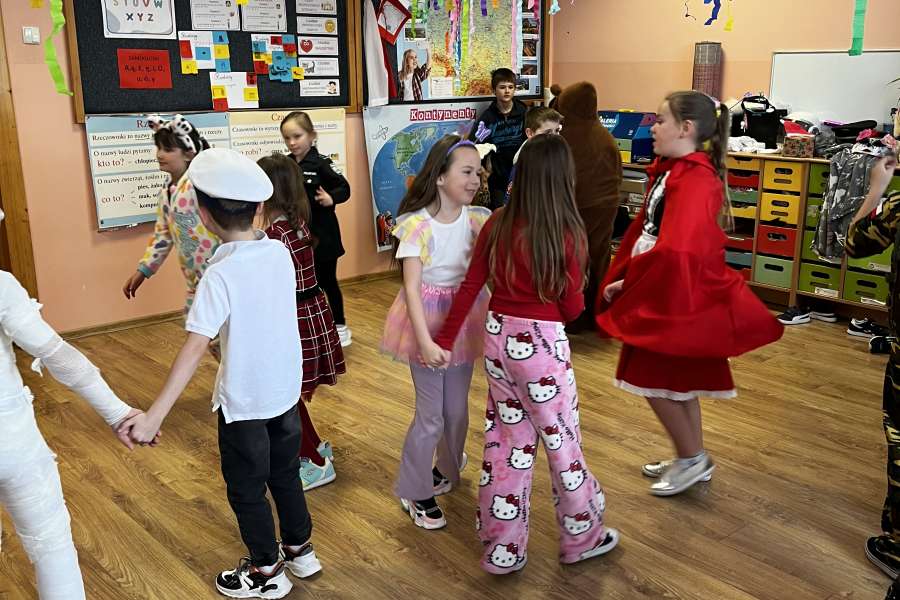 Zabawa karnawałowa w klasach 1–3-2026